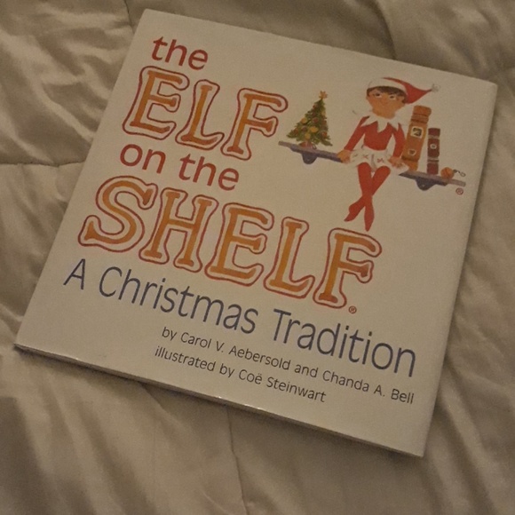 ELF ON THE SHELF AUTHENTIC HOLIDAY MATERIAL - Picture 1 of 4